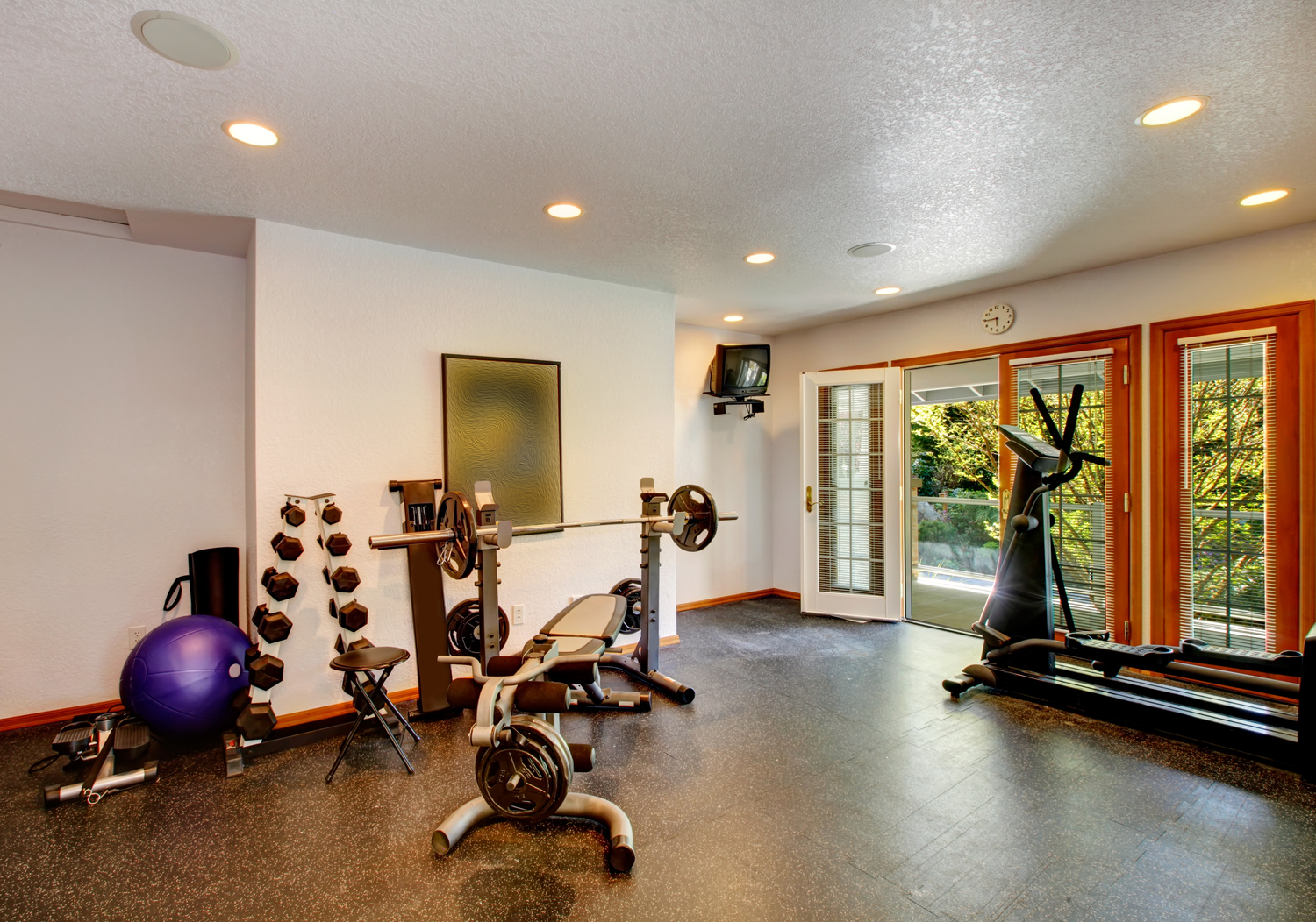 6 Inexpensive Basics to Create a Respectable Home Gym